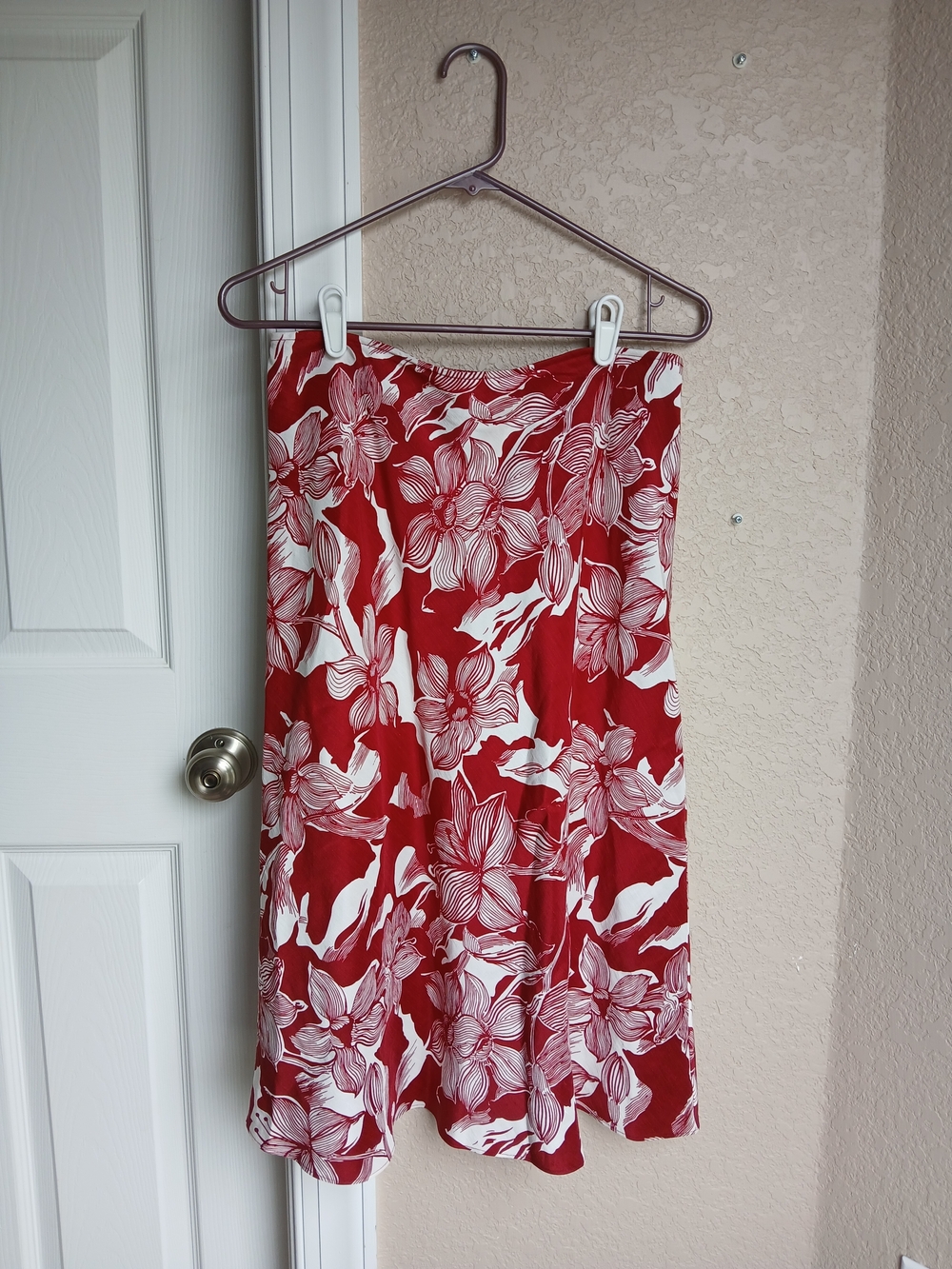 Red & White Floral A-Line Skirt